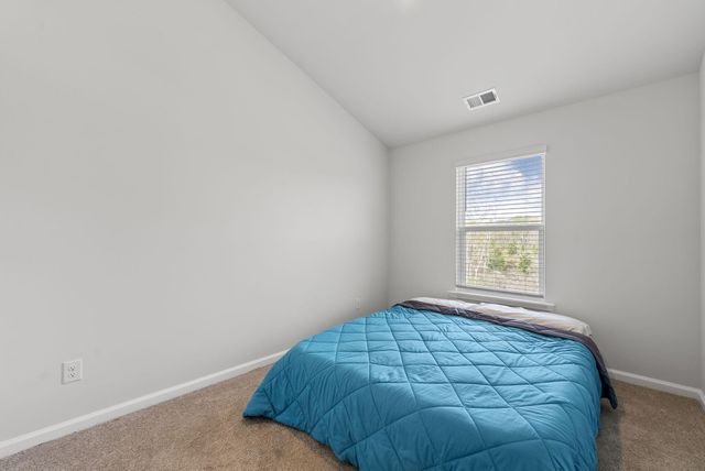 129 Yarrow Way, Moncks Corner, SC 29461