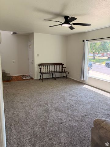 4368 S 225 E, Washington Terrace, UT 84405