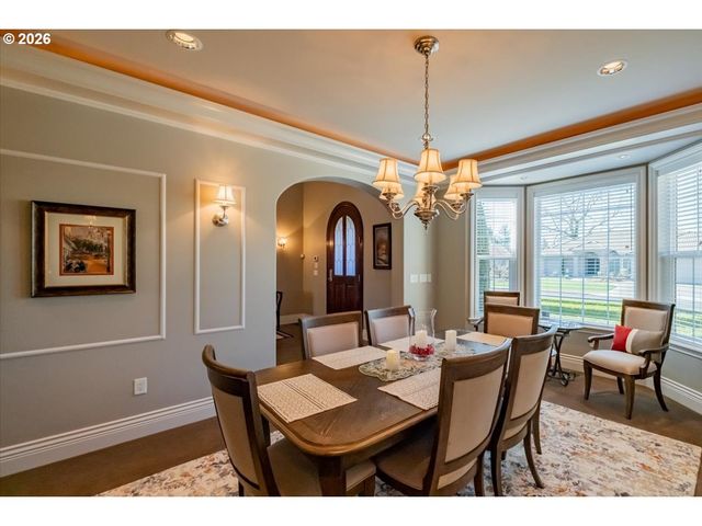 6516 HOGAN Dr N, Keizer, OR 97303