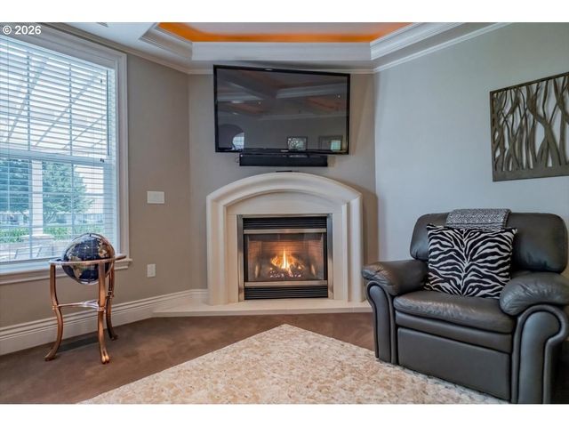 6516 HOGAN Dr N, Keizer, OR 97303