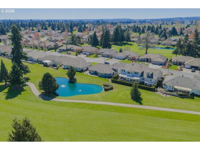 6516 HOGAN Dr N, Keizer, OR 97303