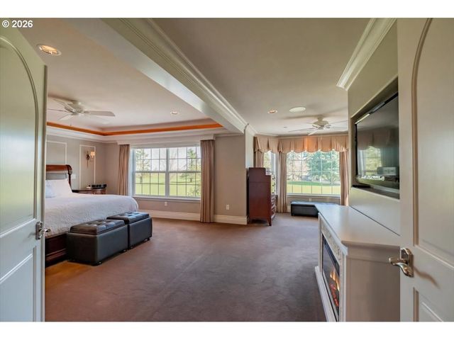 6516 HOGAN Dr N, Keizer, OR 97303