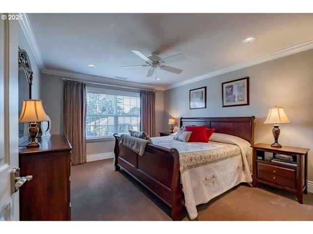 6516 HOGAN Dr N, Keizer, OR 97303