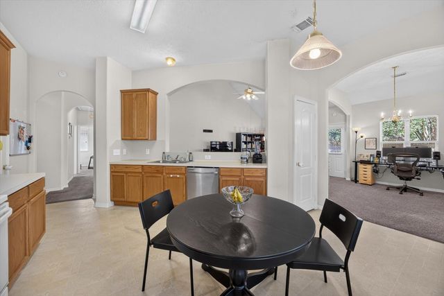 3406 N Daniel Oak Circle, Spring, TX 77389
