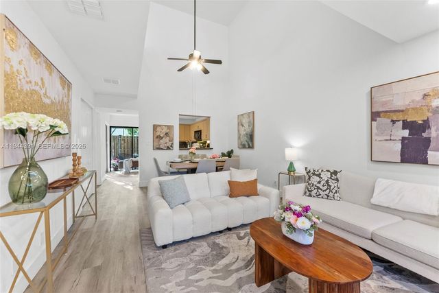 311 City View Dr, Fort Lauderdale, FL 33311