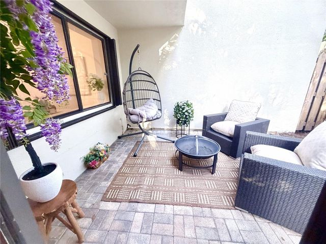 311 City View Dr, Fort Lauderdale, FL 33311