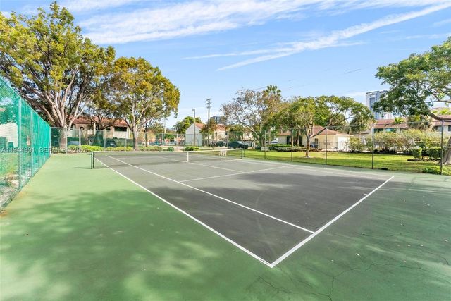 311 City View Dr, Fort Lauderdale, FL 33311