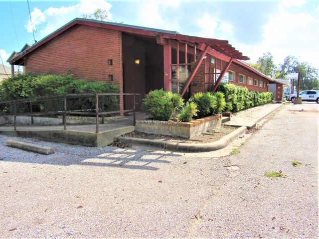 1116 N Fulton Street, Wharton, TX 77488