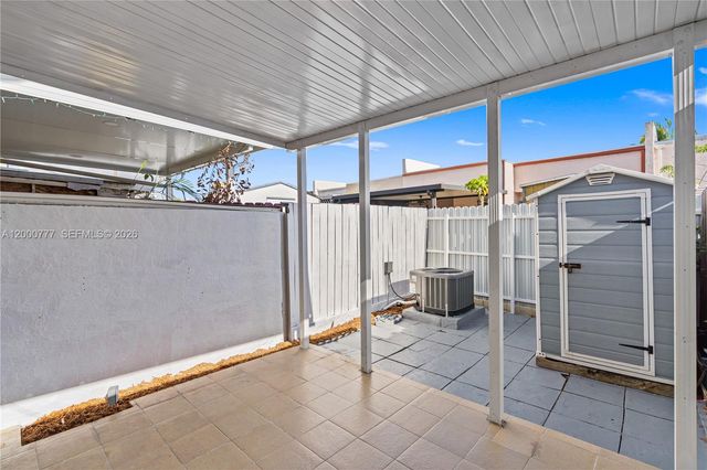 1705 W 57th St 506, Hialeah, FL 33012