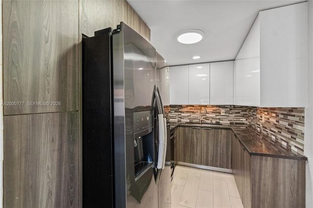 1705 W 57th St 506, Hialeah, FL 33012