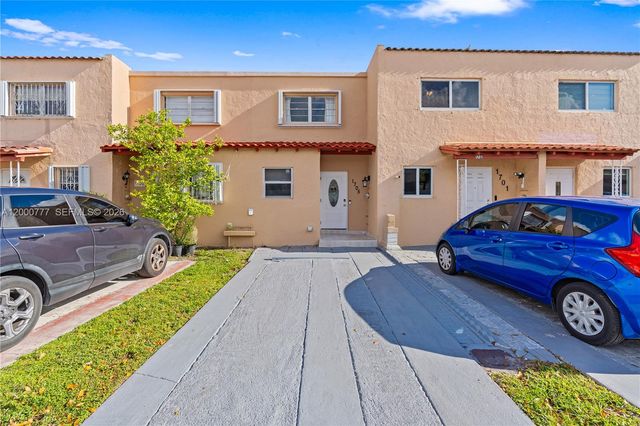 1705 W 57th St 506, Hialeah, FL 33012