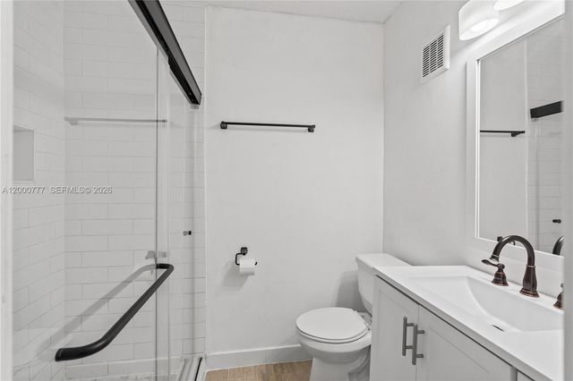 1705 W 57th St 506, Hialeah, FL 33012