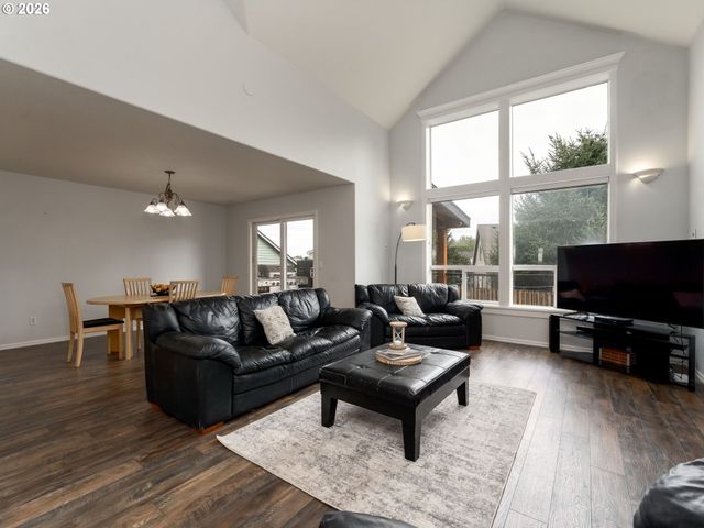 309 Nw 106TH St, Vancouver, WA 98685