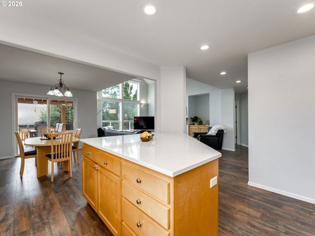 309 Nw 106TH St, Vancouver, WA 98685