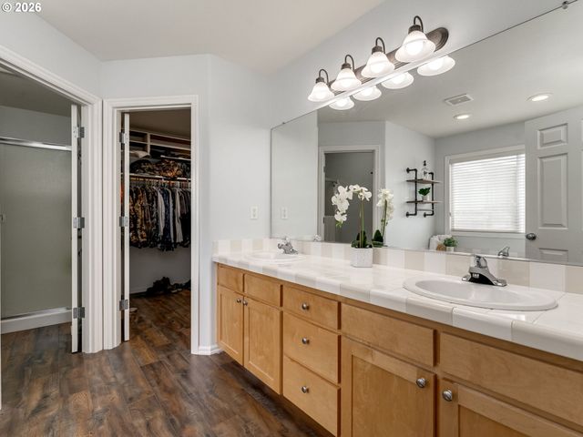 309 Nw 106TH St, Vancouver, WA 98685