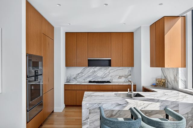 15 E 30th St Apt 48D, New York City, NY 10016