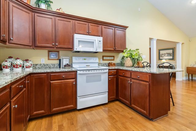 11 Pinnacle Pointe Drive, Somerset, KY 42503