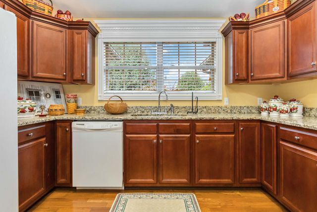 11 Pinnacle Pointe Drive, Somerset, KY 42503