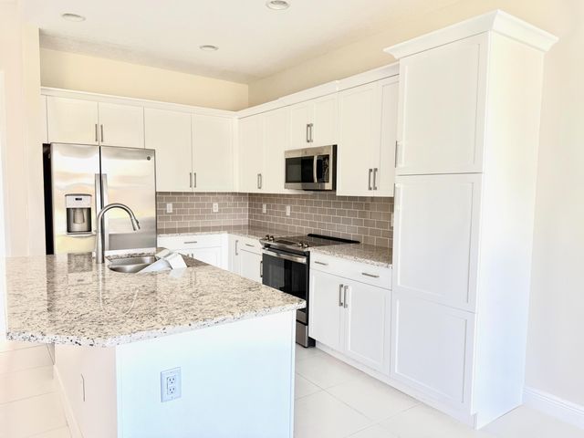 6148 Bella Rosa Lane, Vero Beach, FL 32966