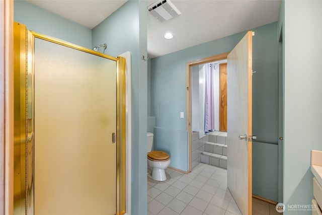 4014 32nd Avenue SW, Seattle, WA 98126