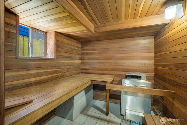 4014 32nd Avenue SW, Seattle, WA 98126