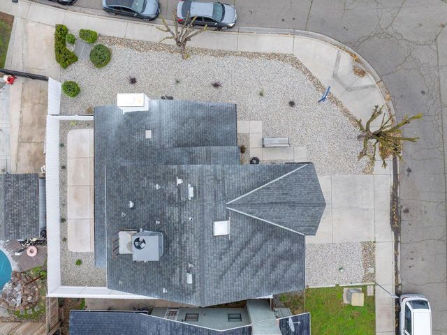 1001 Jacquelinelee Dr, Turlock, CA 95382