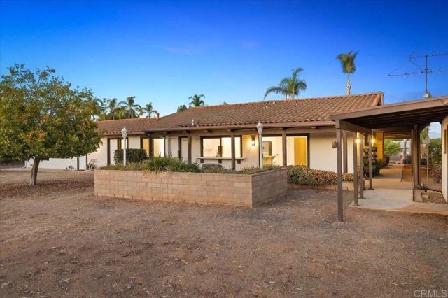 112 Palmas Norte, Fallbrook, CA 92028