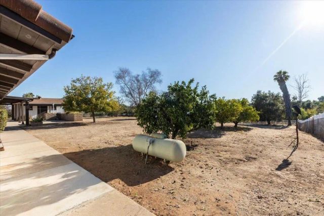 112 Palmas Norte, Fallbrook, CA 92028
