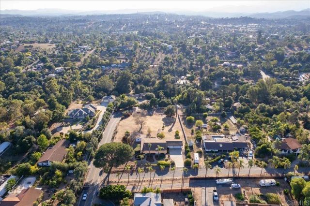 112 Palmas Norte, Fallbrook, CA 92028