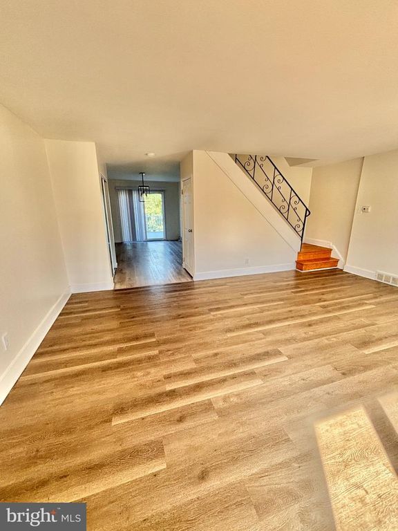 12206 MEDFORD RD, PHILADELPHIA, PA 19154 — photo 4