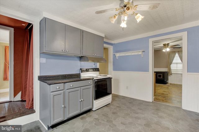 7640 INTERSECTION RD, Glen Rock, PA 17327