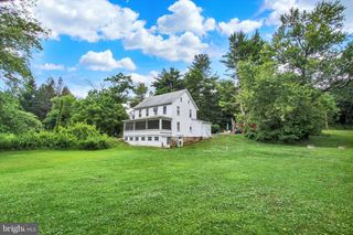 7640 INTERSECTION RD, Glen Rock, PA 17327