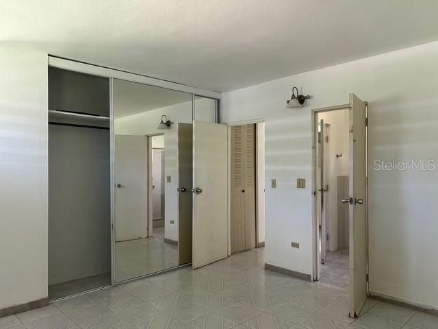 interior 200 LAS PALMAS, Vieques, PR 00765