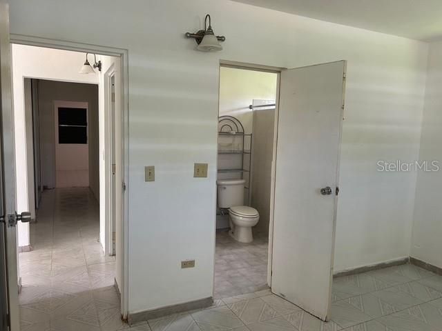 interior 200 LAS PALMAS, Vieques, PR 00765