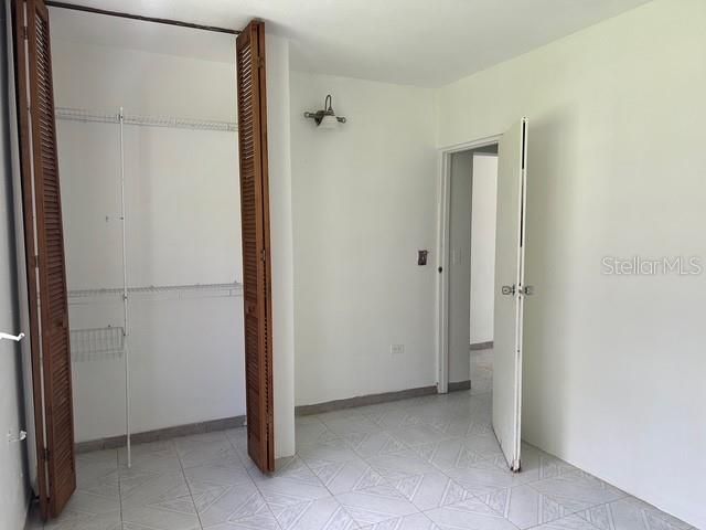 interior 200 LAS PALMAS, Vieques, PR 00765