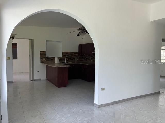 interior 200 LAS PALMAS, Vieques, PR 00765