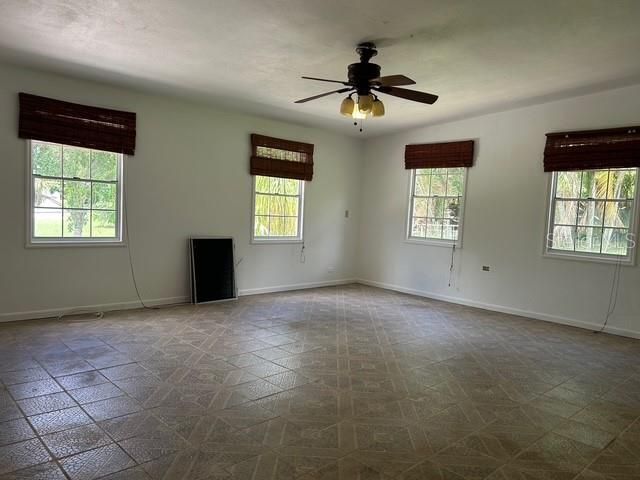 interior 200 LAS PALMAS, Vieques, PR 00765