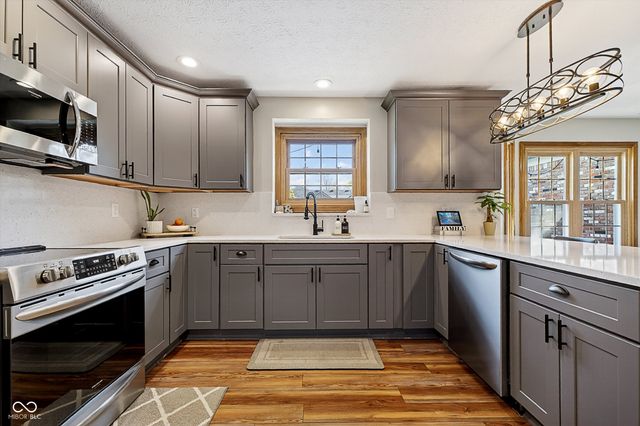 7743 Harnessmaker Court, Plainfield, IN 46168
