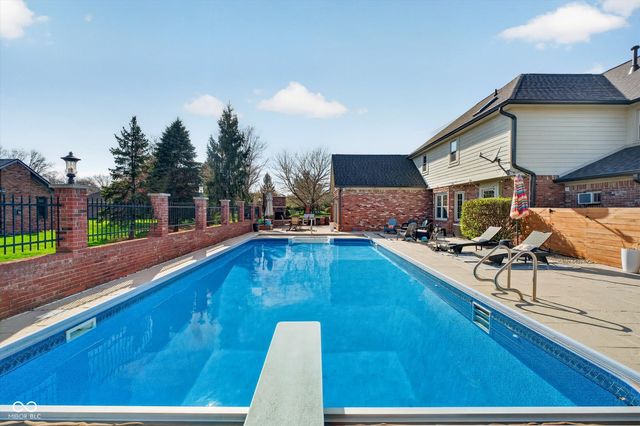7743 Harnessmaker Court, Plainfield, IN 46168