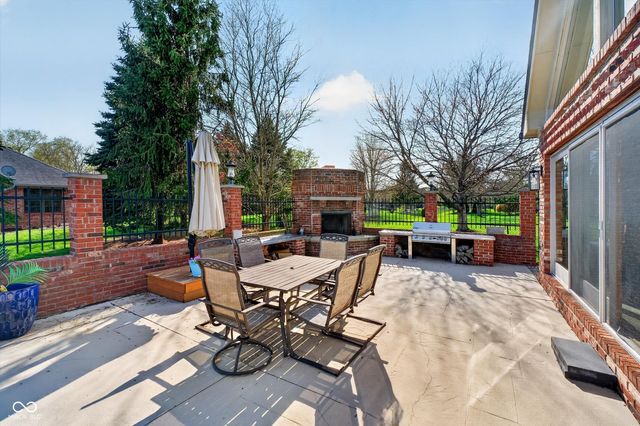 7743 Harnessmaker Court, Plainfield, IN 46168