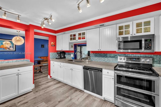 2029 N Ocean Blvd 106, Fort Lauderdale, FL 33305