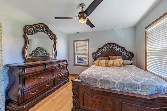 8138 Mulligan Avenue, Burbank, IL 60459