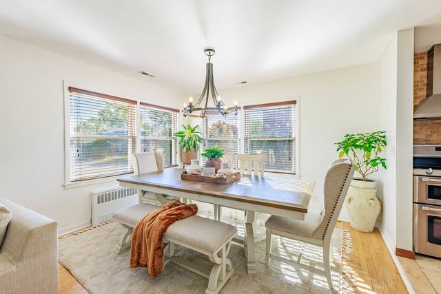 8138 Mulligan Avenue, Burbank, IL 60459