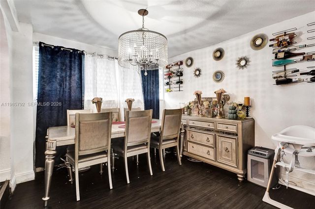 1675 NE 160th St, North Miami Beach, FL 33162