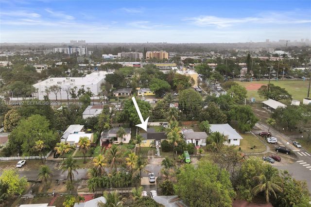 1675 NE 160th St, North Miami Beach, FL 33162