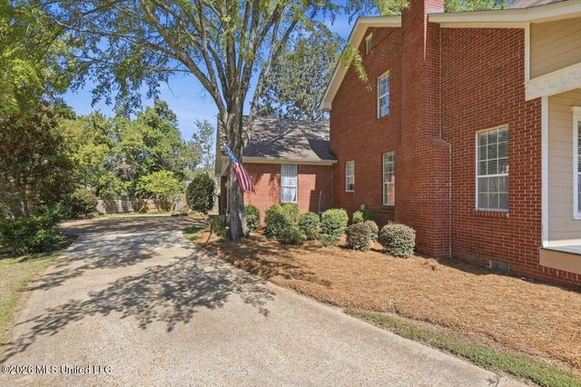 911 Tetbury Place, Brandon, MS 39047
