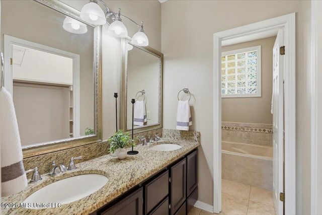911 Tetbury Place, Brandon, MS 39047