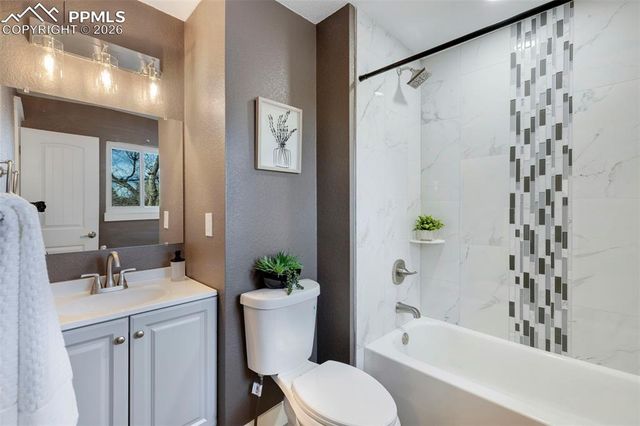 831 Sequoia Drive, Colorado Springs, CO 80910