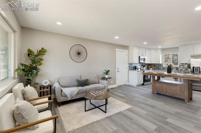 831 Sequoia Drive, Colorado Springs, CO 80910