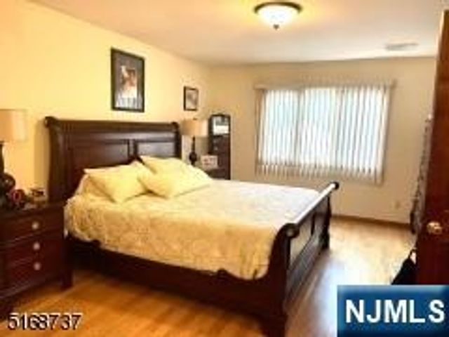 6 Chamberlain Avenue, Little Ferry, NJ 07643